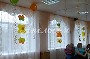 оформление шарами окон в детском саду